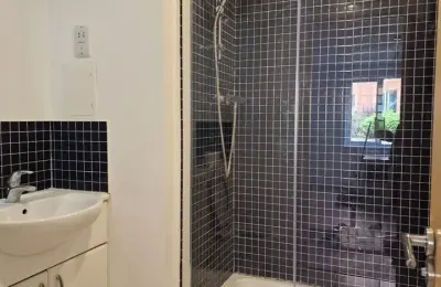 2 Bed Flat, John Dyde Close