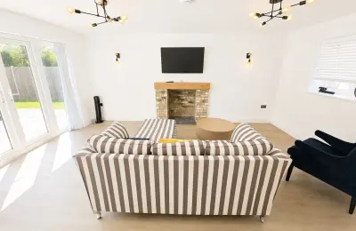 5 Bed Detached House, Stortford Road