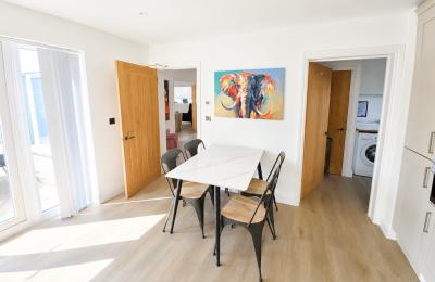 5 Bed Detached House, Stortford Road
